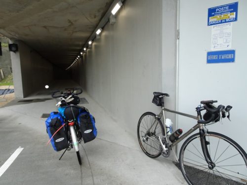 galerie cyclistes tunnel du chat